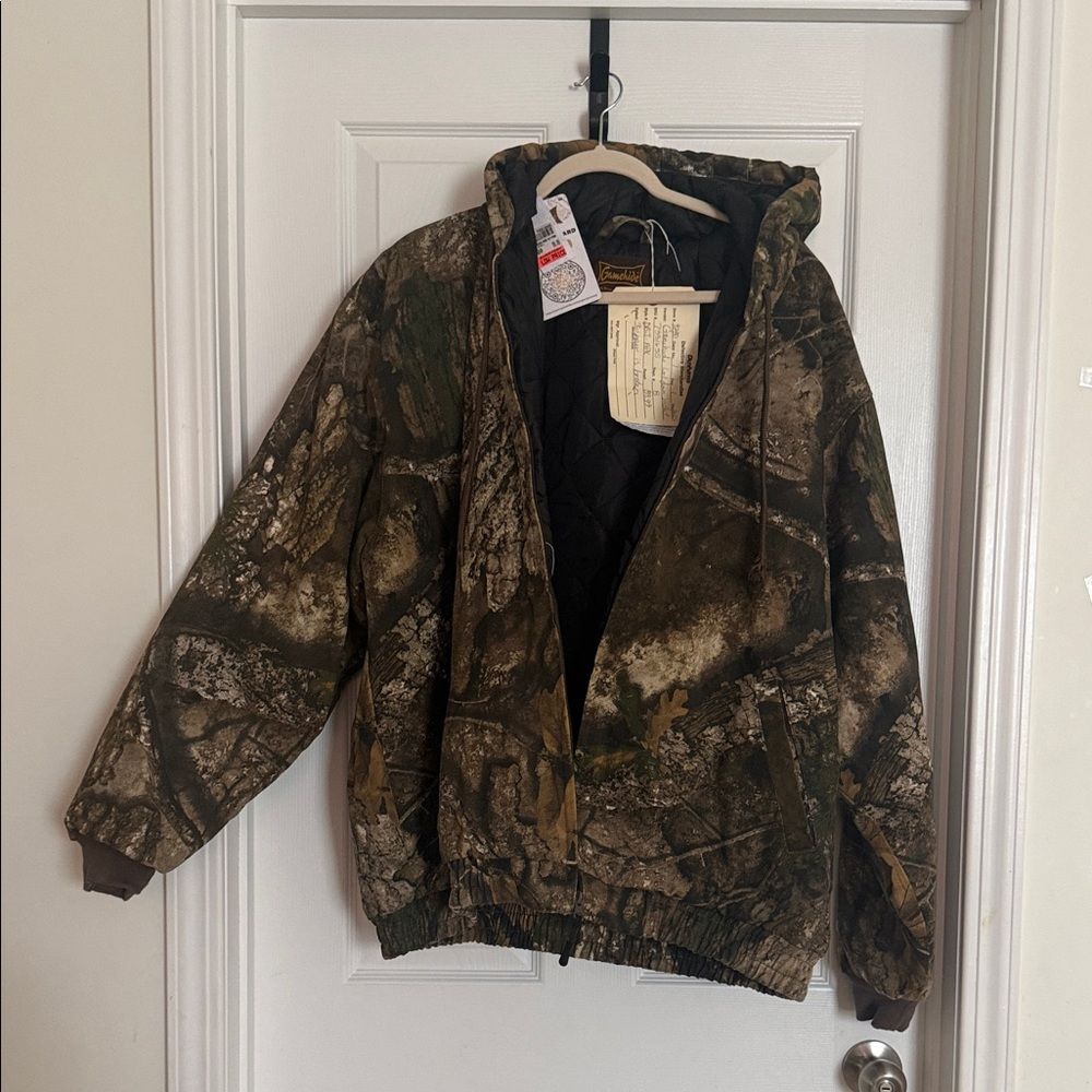 Gamehide men’s  Camouflage heavy winter Jacket with pockets xl NWT(defected)